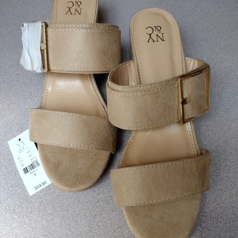 NY & Co 7 Med Nude Faux Suede Leather 2 Straps Gold Buckle Mule Block Heel